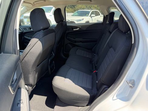 Used 2023 Ford Edge SE w/ Black Appearance Package AWD/4WD image 12