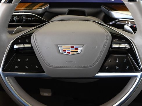 Used 2025 Cadillac Escalade Sport Platinum AWD/4WD image 38