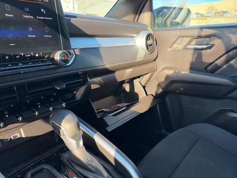 Used 2023 Chevrolet Colorado LT w/ LT Convenience Package II image 16