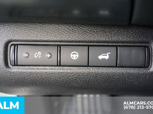 Used 2025 Nissan Pathfinder SL w/ SL Premium Package image 49