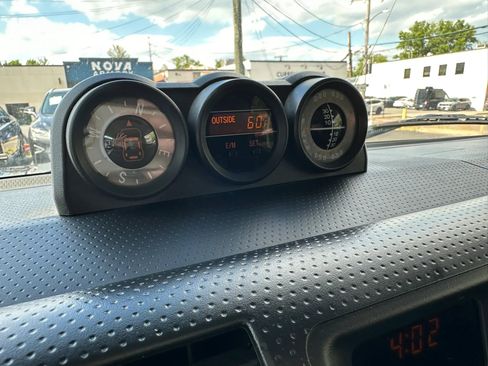 Used 2012 Toyota FJ Cruiser 4WD w/ Upgrade Pkg image 25