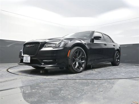 Used 2021 Chrysler 300 S w/ S Model Appearance Package image 19