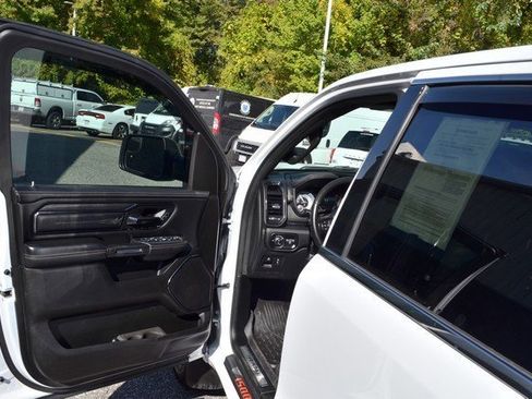 Used 2022 RAM 1500 Limited w/ Body Color Bumper Group image 15