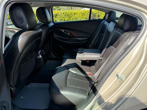 Used 2013 Buick LaCrosse Leather w/ Entertainment Package image 13