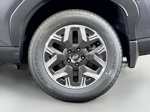 New 2026 Subaru Forester Premium AWD/4WD image 31