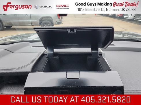 New 2026 GMC Yukon Denali w/ Denali Reserve Package AWD/4WD image 33