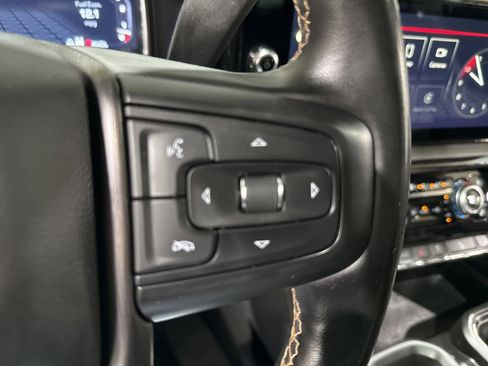 Used 2024 GMC Sierra 3500 AT4 w/ AT4 Premium Plus Package AWD/4WD image 30