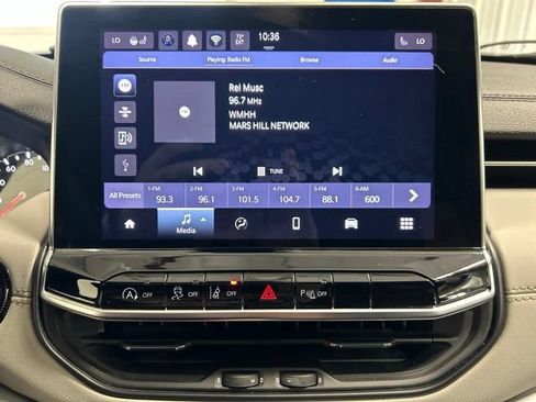 Used 2024 Jeep Compass Limited AWD/4WD image 29