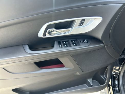 Used 2013 Chevrolet Equinox LS FWD image 10