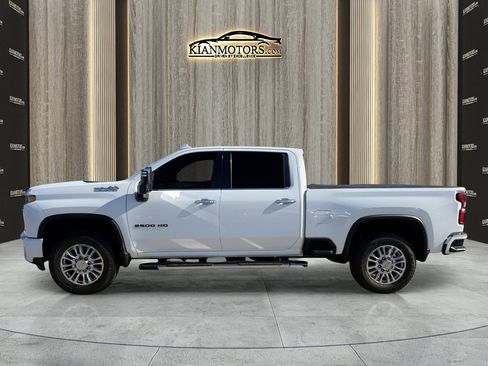 Used 2020 Chevrolet Silverado 2500 High Country w/ Z71 Off-Road Package AWD/4WD image 5
