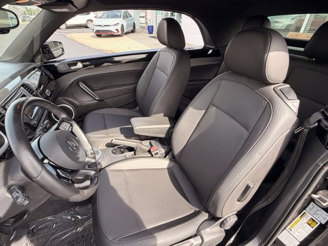 Used 2016 Volkswagen Beetle 1.8T S FWD image 7