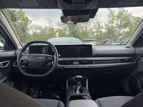 Used 2025 Kia K4 FWD image 32