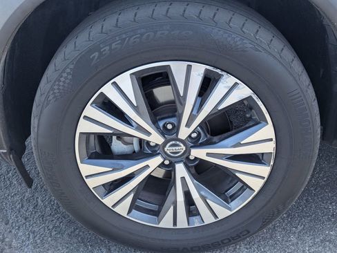 Used 2021 Nissan Rogue SV AWD/4WD image 13