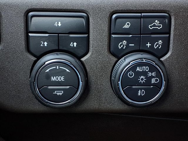 Used 2025 Chevrolet Silverado 2500 LT w/ All Star Edition AWD/4WD image 18