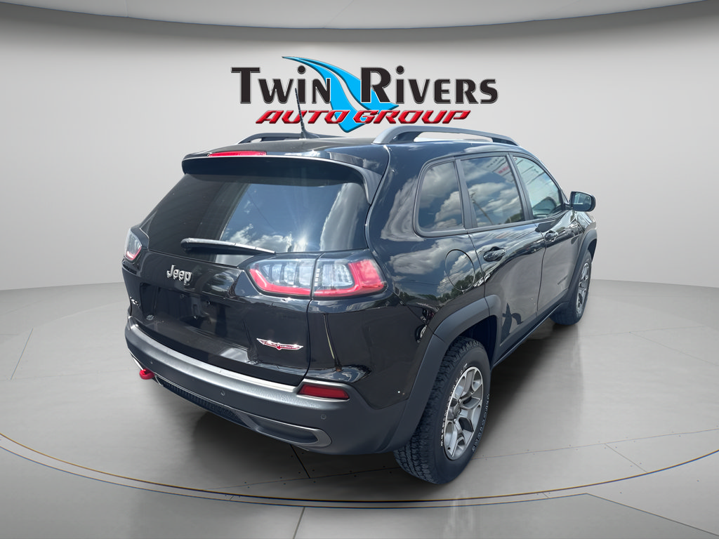 Used 2021 Jeep Cherokee Trailhawk w/ Premium Leather Package AWD/4WD image 4