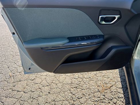 New 2025 Kia K4 EX image 11