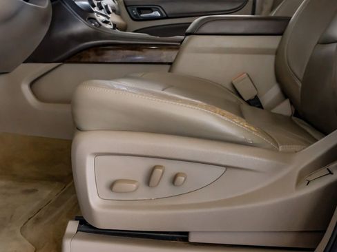 Used 2015 Chevrolet Suburban LT w/ Max Trailering Package image 30