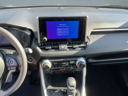 Used 2024 Toyota RAV4 XLE image 22