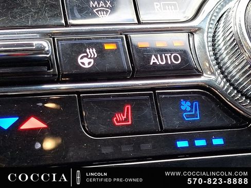 Used 2022 Lincoln Corsair AWD w/ Equipment Group 101A image 24