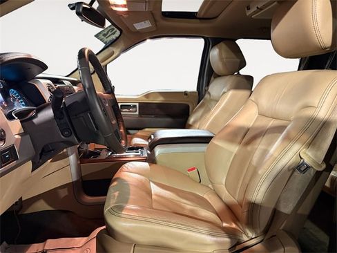 Used 2012 Ford F150 Lariat w/ Lariat Chrome Pkg image 10