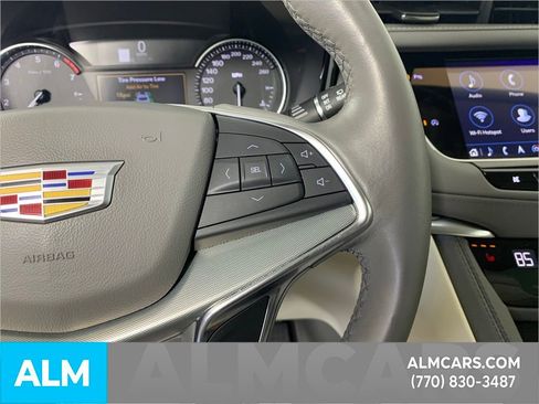 Used 2023 Cadillac XT5 Premium Luxury image 22