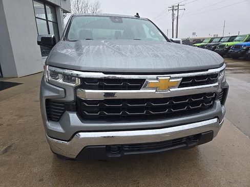 Used 2025 Chevrolet Silverado 1500 LT AWD/4WD image 17