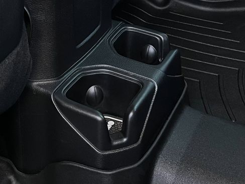 Used 2019 Jeep Wrangler Unlimited Sport S image 29