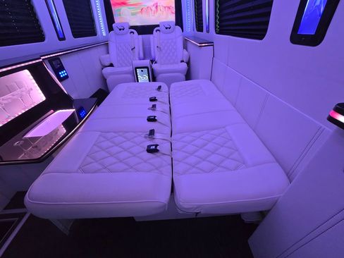 Used 2019 Mercedes-Benz Sprinter 170 image 75