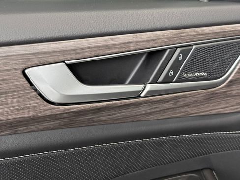 New 2026 Volkswagen Atlas SEL Premium R-Line AWD/4WD image 24