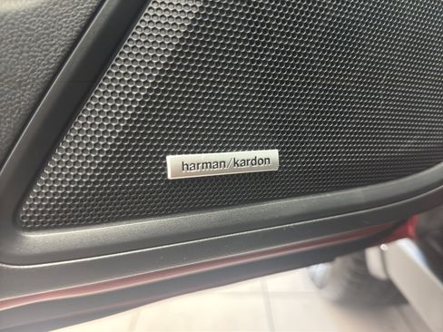 Used 2025 Subaru Outback Touring XT w/ Popular Package #2 image 10