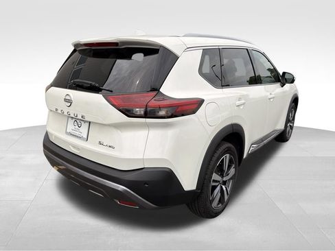 Used 2023 Nissan Rogue SL AWD/4WD image 7
