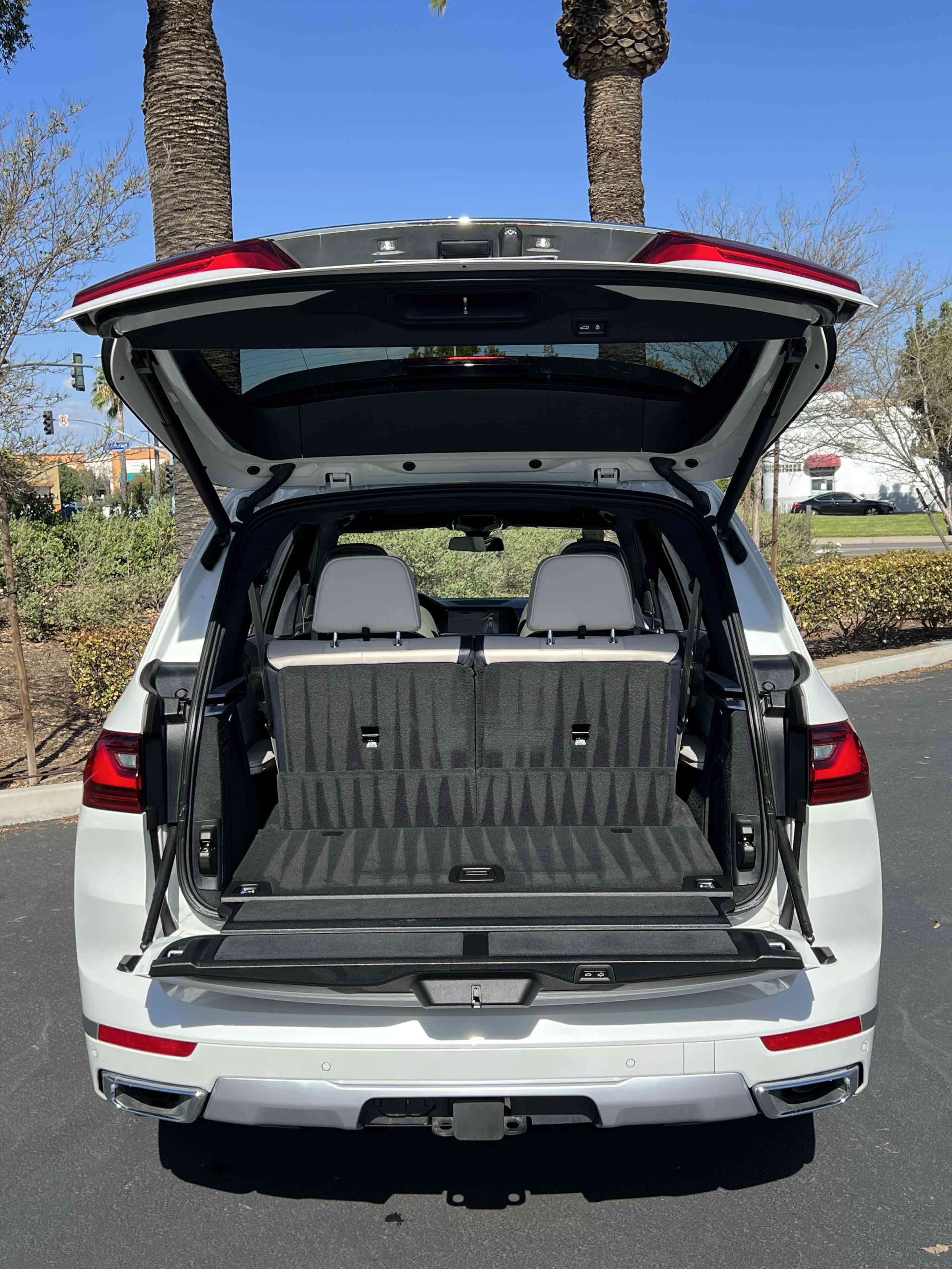 Used 2020 BMW X7 xDrive40i w/ Premium Package AWD/4WD image 88