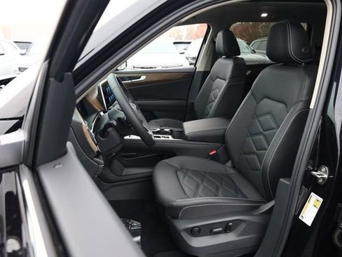 New 2026 Volkswagen Atlas SE image 10