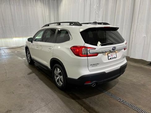 Used 2025 Subaru Ascent Premium AWD/4WD image 6