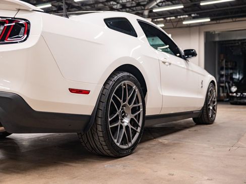 Used 2011 Ford Mustang Shelby GT500 w/ SVT Performance Pkg RWD image 38