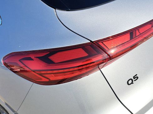 New 2025 Audi Q5 Prestige image 38