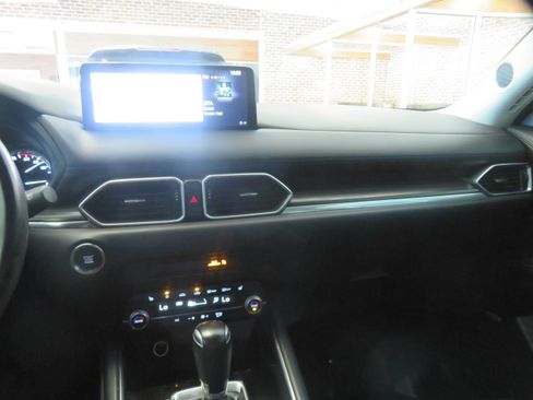 Used 2022 MAZDA CX-5 AWD 2.5 S w/ Premium Package image 36