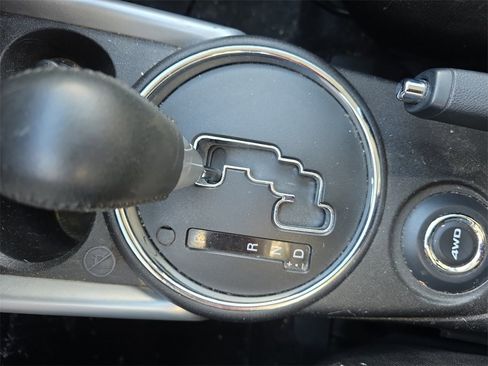 Used 2014 Mitsubishi Outlander Sport ES image 19