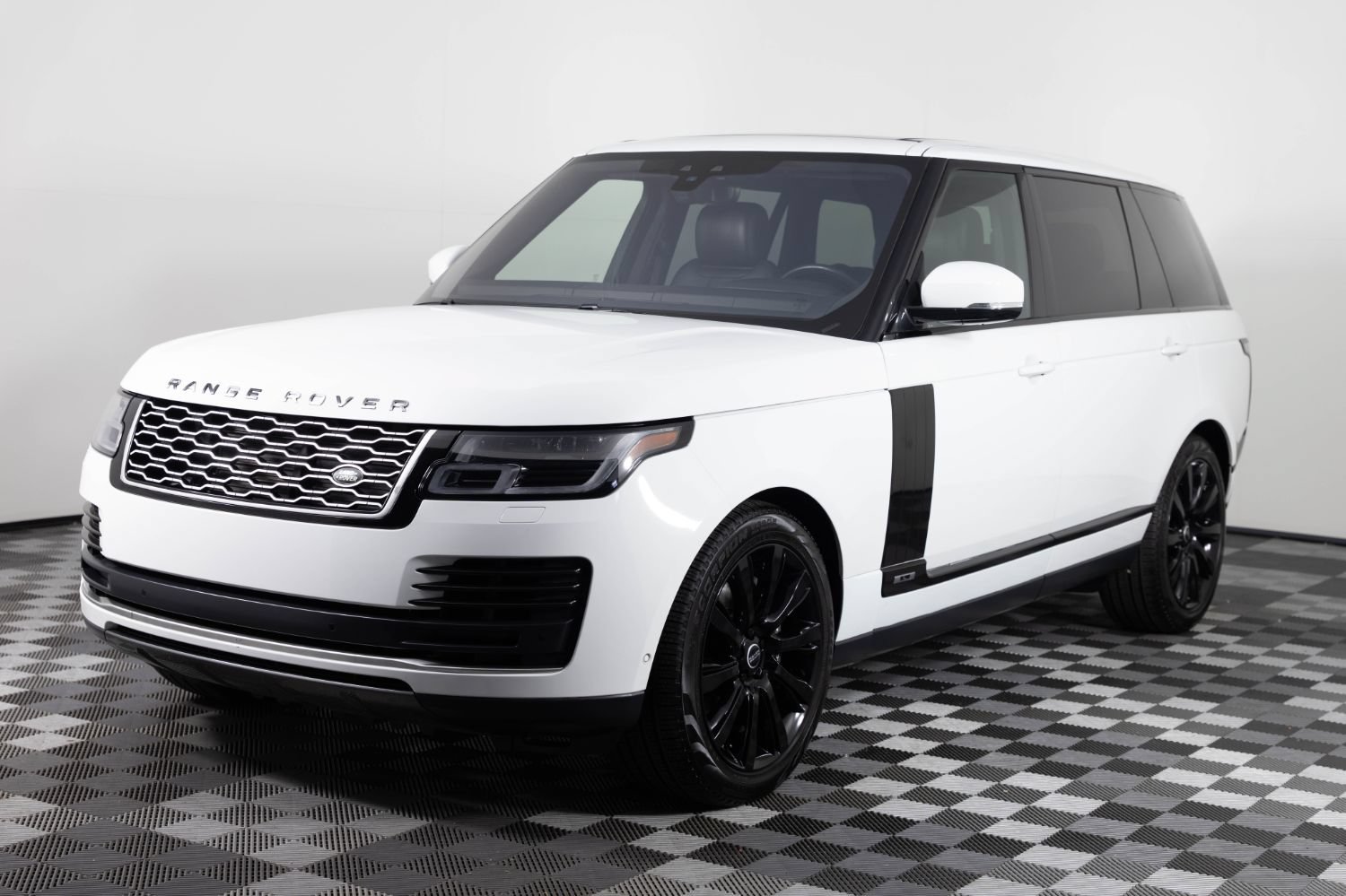Used 2019 Land Rover Range Rover Long Wheelbase Supercharged AWD/4WD image 2