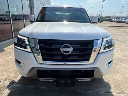 Certified 2024 Nissan Armada SL w/ Captain's Chairs Package RWD image 6