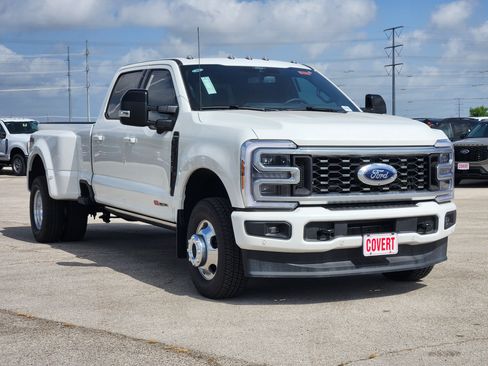 New 2026 Ford F350 Platinum AWD/4WD image 2