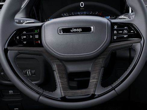 New 2025 Jeep Grand Cherokee Overland AWD/4WD image 19