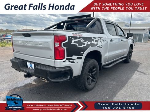 Used 2021 Chevrolet Silverado 1500 LT Trail Boss w/ Convenience Package II AWD/4WD image 8