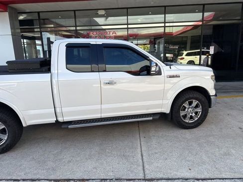 Used 2016 Ford F150 Lariat image 6