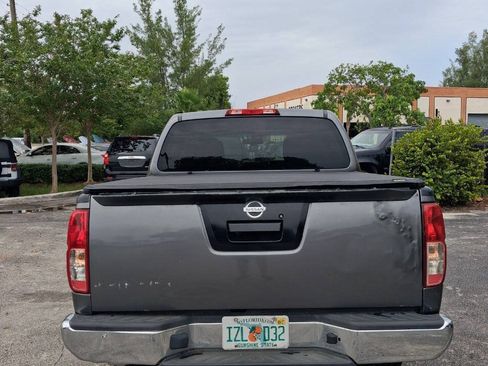 Used 2018 Nissan Frontier SV RWD image 7