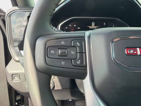 New 2026 GMC Sierra 2500 SLT w/ SLT Premium Package image 29
