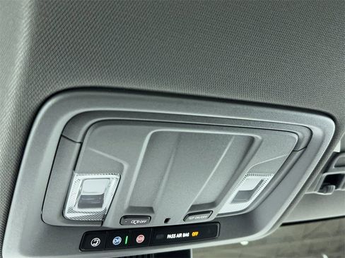 Used 2025 GMC Sierra 1500 Pro w/ Graphite Edition image 32