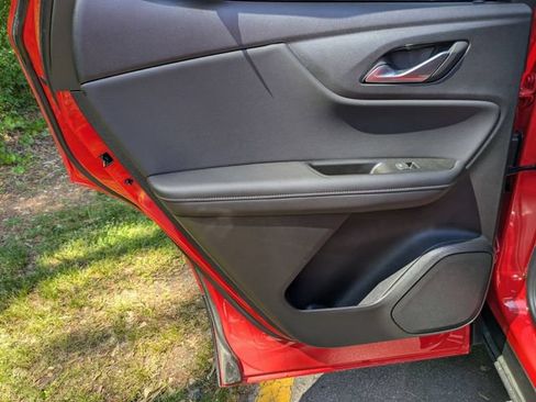 New 2026 Chevrolet Blazer LT w/ Convenience Package FWD image 22