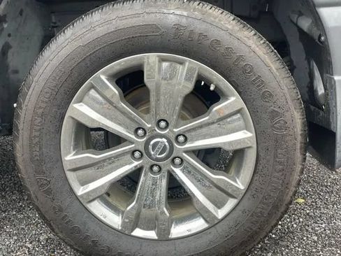 Used 2019 Nissan Titan SV w/ SV Convenience Package AWD/4WD image 21