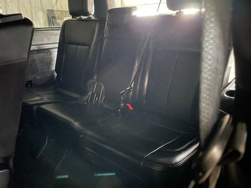 Used 2019 Ford Expedition Max XLT w/ Equipment Group 202A image 24